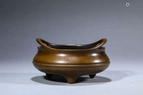 A Chinese Bronze Censer Marked Xuan De