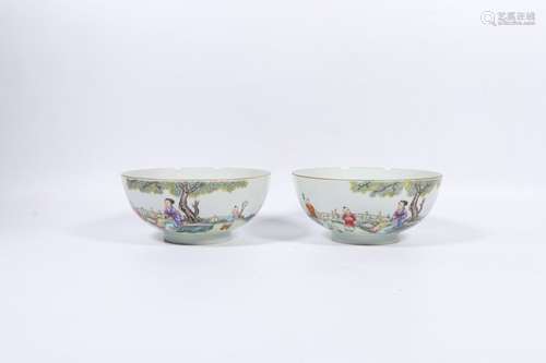 Pair Of Qing Dynasty Famille Rose Porcelain 