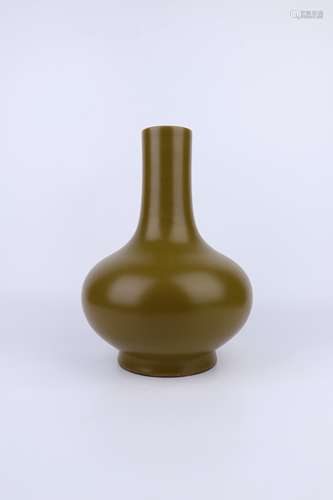 Qing Dynasty Brown Glaze Porcelain Bottle, China