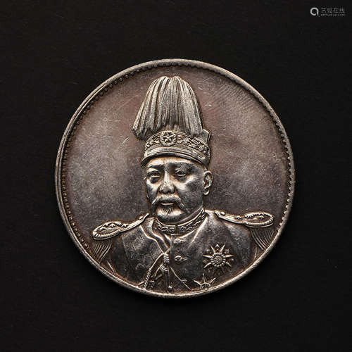 MODERN CHINESE FINE SILVER COIN