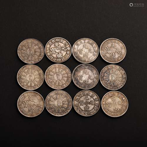 A SET OF MODERN CHINESE FINE SILVER COINS