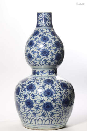 Blue And White Floral Double-Gourd-Shape Vase