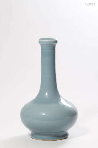 Celadon Glaze Garlic-Head-Shape Vase