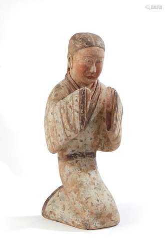 Chine, dans le style des Han<br />
Statue de dame de cour en...