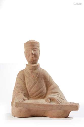 Chine, dans le style des Han<br />
Statue de joueur de Qin e...