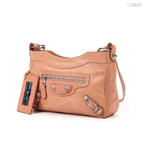 BALENCIAGA - Pochette en cuir vieilli rose pâle – Intérieur ...