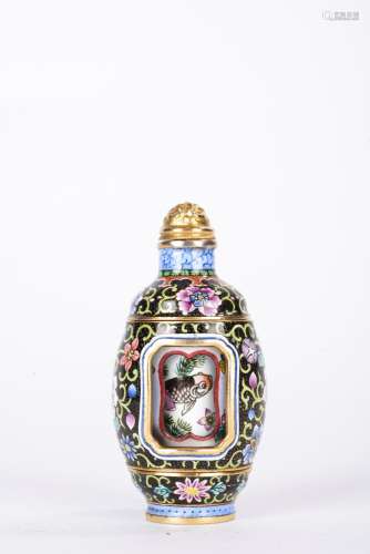 Chinese Painted Canton Enamel Snuff Bottle