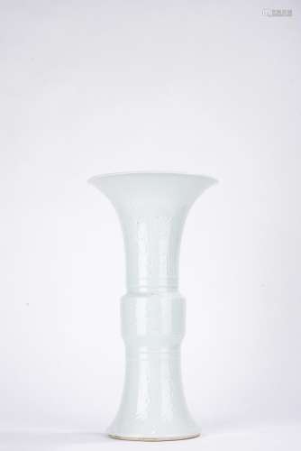 Chinese Qing Period celadon-glazed Gu Vase