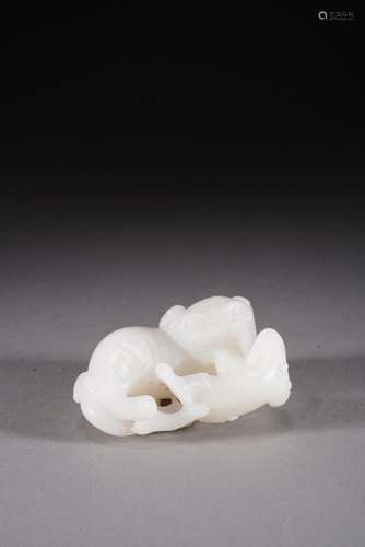 Chinese Qing Period white jade animal paperweight