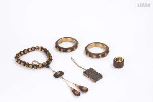 Five Chinese gold bead agarwood jewelry set