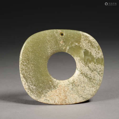 A JADE BI DISC NEOLITHIC, HONGSHAN CULTURE (C. 4000-3000 BC)