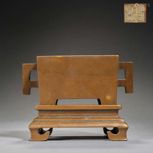 A rectangular bronze incense burner, Ming dynasty,Xuande