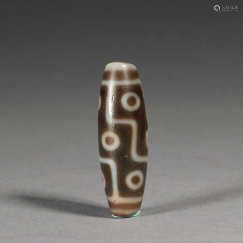 An ancient Tibet agate bead