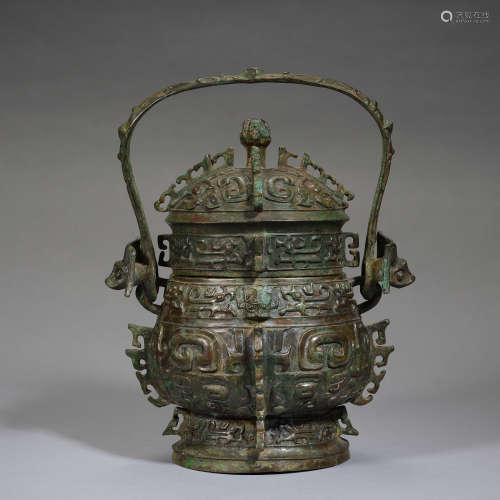 A rare archaic bronze wine vesssel,Shang dynasty