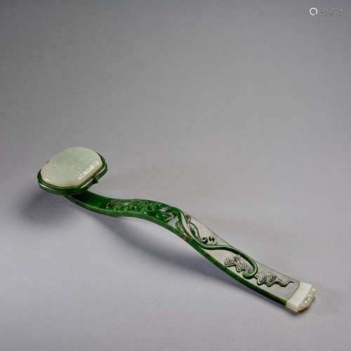 White and spinach-green jade ruyi,Qing dynasty