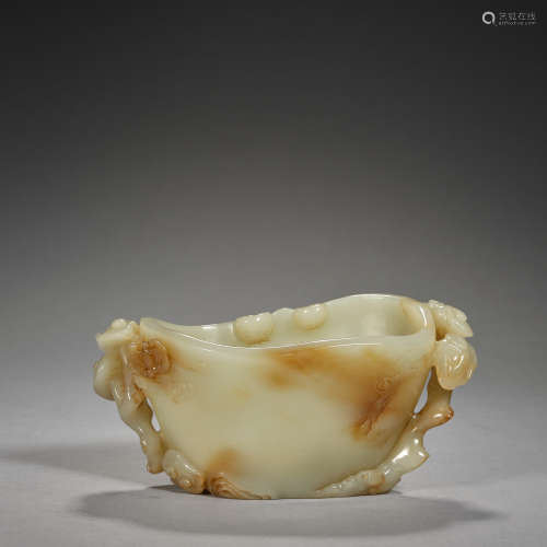 A rare jade cup with ruyi handles Qing dynasty