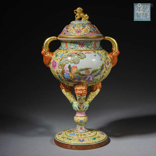 An enamelled porcelain ‘western characters’ aroma burner, Qi...