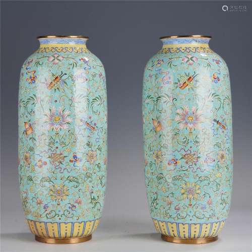 PAIR CHINESE PAINTED-ENAMEL BABAO PATTERN JARS