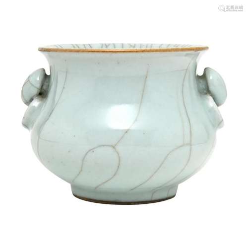 Guan Type Celadon Crackle Ground Incense Burner