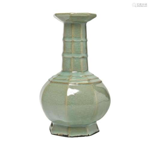 Guan-Type Hexagonal Bamboo Neck Celadon Glaze Vase