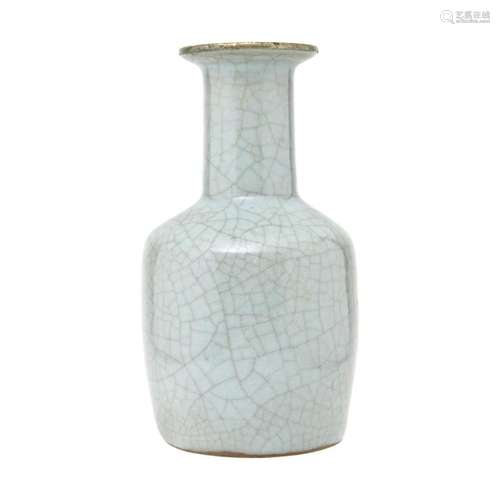 Chinese Longquan Guan-Type Mallet Vase