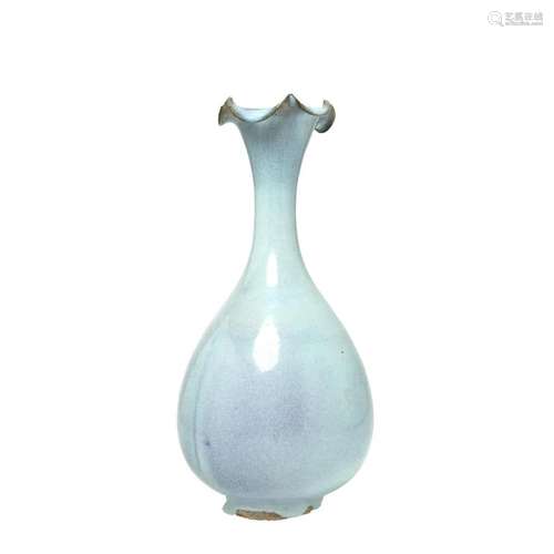 Chinese Rare Jun Foliate Rim Vase