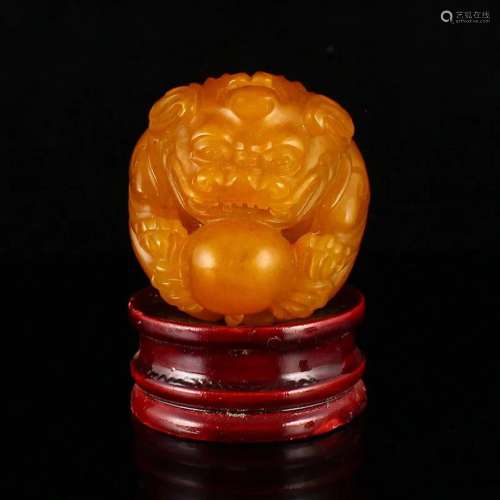 Vintage Chinese Shoushan Stone Carved Lion Statue