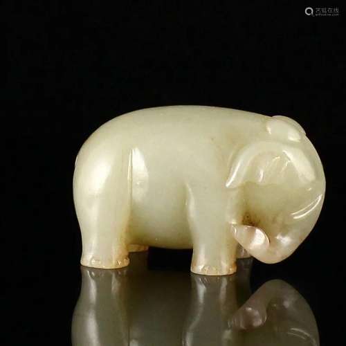 Hand Carved Vintage Chinese Hetian Jade Lucky Elephant Statu...