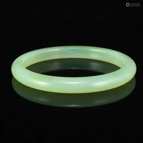 Inside Diameter 58 MM Chinese Green Agate Bracelet