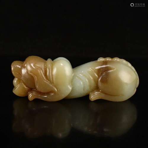 Hand Carved Chinese Hetian Jade Fortune Dog Pendant