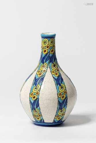 CHARLES CATTEAU (1880-1966) Vase En faïence. Signé. Tampon. ...