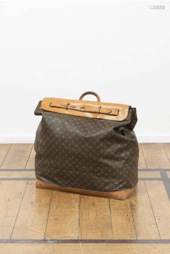 LOUIS VUITTON Sac Steamer En toile monogram et cuir naturel....