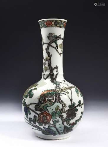 Chinese Art A famille verte porcelain vase bearing a double ...