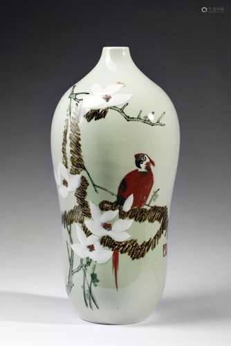 Chinese Art Celadon vase with parrot China, 20th century