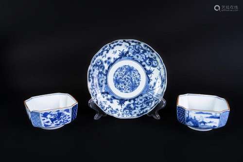Japanese Art A group of blue and white Arita pottery items b...