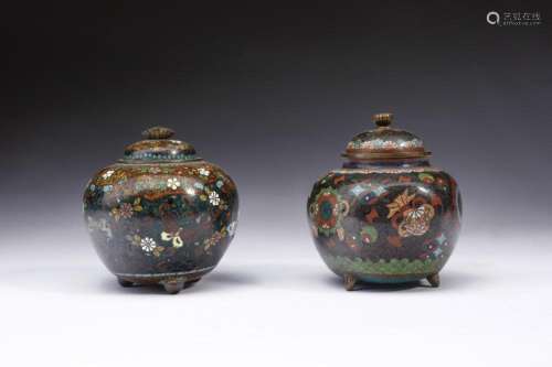 Japanese Art Two small cloisonné potiches and covers Japan, ...