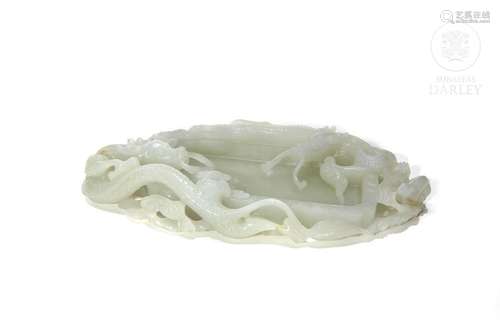 Carved jade bowl, Qing dynasty.