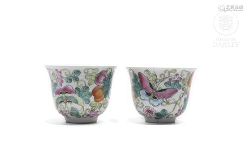 Pair of famille rose teacups, 20th century