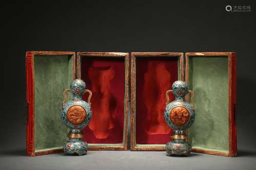 A Pair Cloisonne Gourd-shaped Vases with Tianhuang Stone Inl...