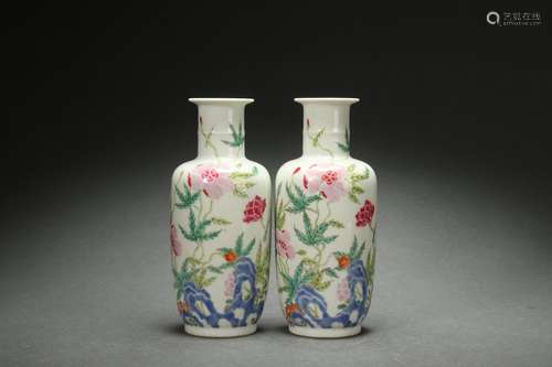 A Pair Famille Rose Wood Stick-shaped Vases with Floral Desi...