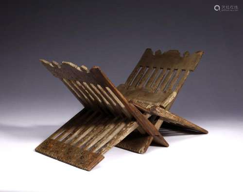 Islamic Art A wood folding stand.