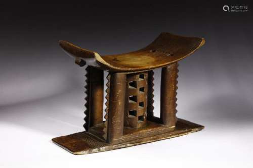 African art Dwa cerimonial stool Ashanti, Ghana