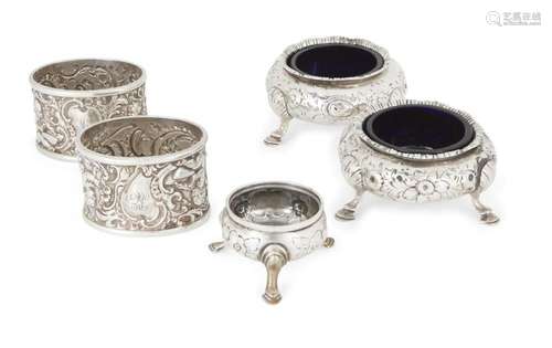 A PAIR OF VICTORIAN SILVER SALT CELLARS, LONDON, 1860, HENRY...