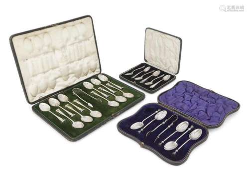 A CASED SET OF SILVER TEASPOONS BY MAPPIN & WEBB, LONDON...