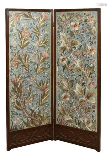 A MAHOGANY TWO PANEL SCREEN, C.1910, FITTED WITH TWO SILKWOR...