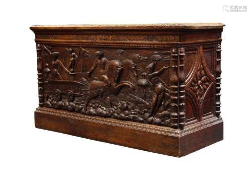 A CONTINENTAL CARVED OAK BLANKET BOX/COFFER, 19TH CENTURY, T...