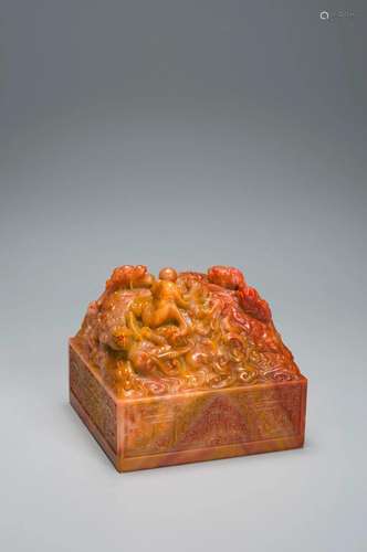 A LARGE SHOUSHAN STONE CARVED DRAGON SEAL QING DYNASTY, QIAN...