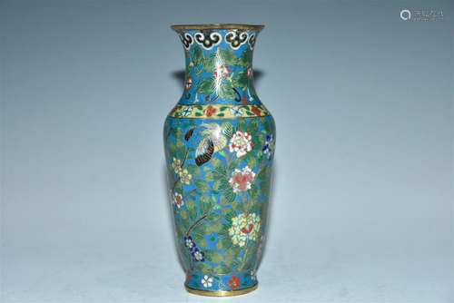 AN EXTREMELY RARE CLOISONNE ENAMEL VASE MID-QING DYNASTY