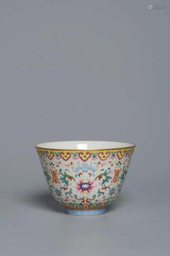 A FAMILLE-ROSE DEEP CUP QING DYNASTY, TONGZHI PERIOD