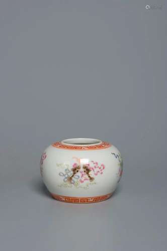 AN IRON-RED AND FAMILLE-ROSE WATER BOWL QING DYNASTY, GUANGX...